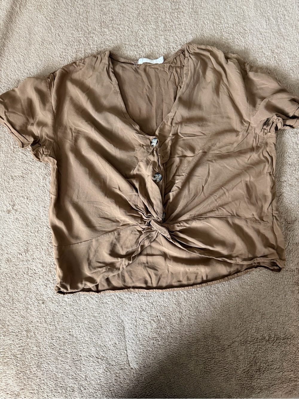 Knot-Front Short Sleeve Crop Top